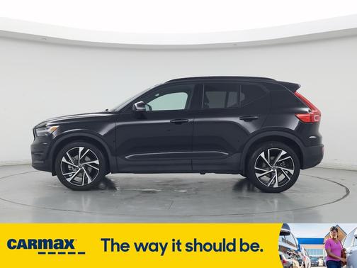 2021 Volvo XC40 T5 R-Design