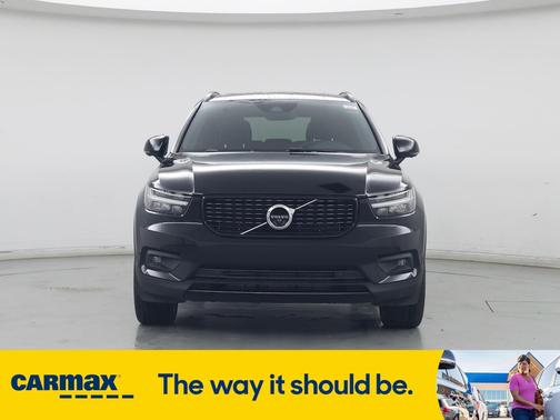 2021 Volvo XC40 T5 R-Design