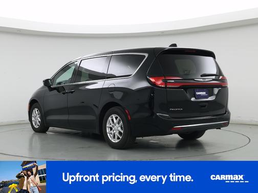 Black 2025 Chrysler Pacifica Select