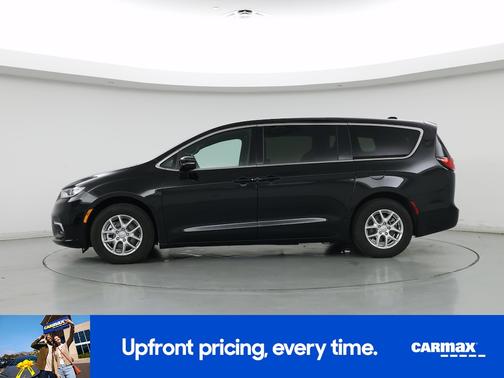 Black 2025 Chrysler Pacifica Select
