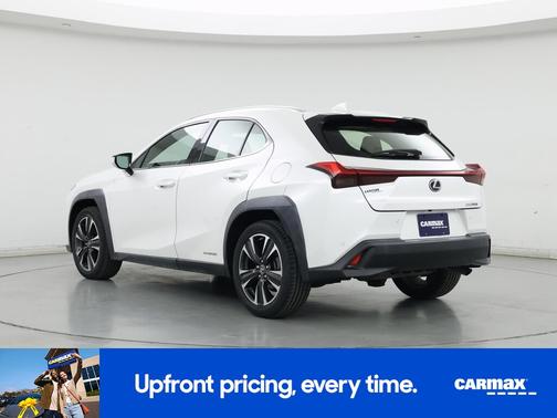 White 2019 Lexus UX 250h