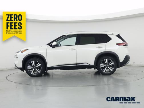 White 2023 Nissan Rogue Platinum