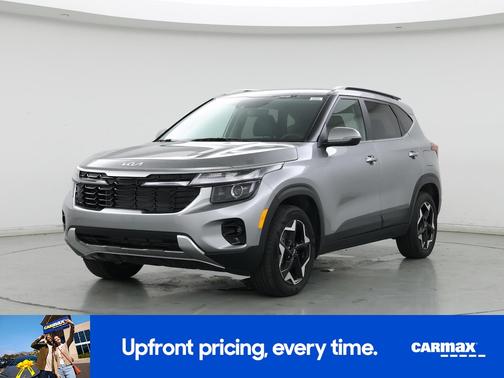 Gray 2024 Kia Seltos EX