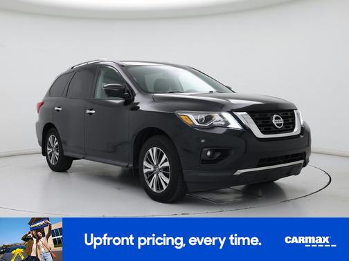 2017 Nissan Pathfinder SL