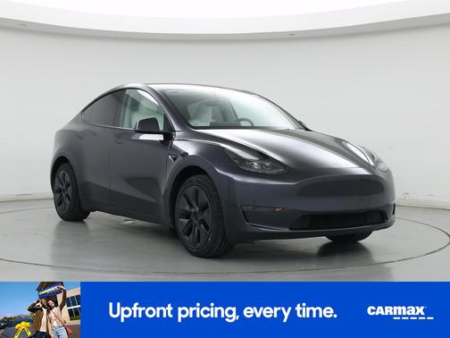 Gray 2024 Tesla Model Y Long Range