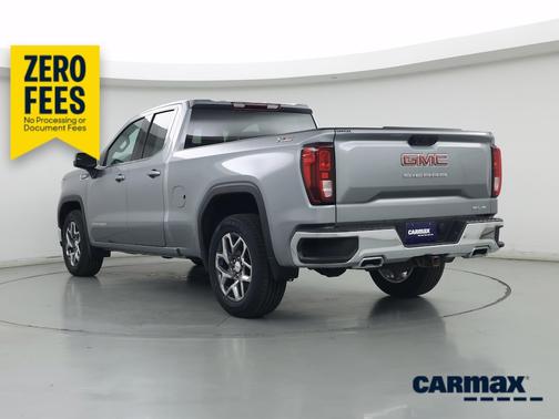 Gray 2023 GMC Sierra 1500 SLE