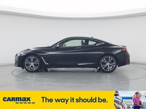 2017 INFINITI Q60 Premium