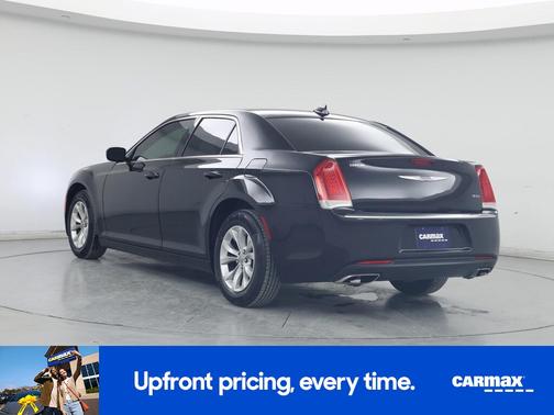 2018 Chrysler 300 Touring