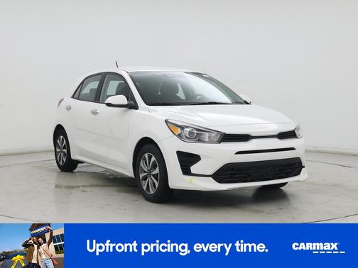 White 2022 Kia Rio S