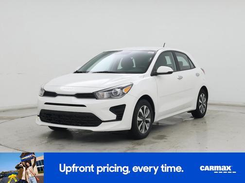 White 2022 Kia Rio S