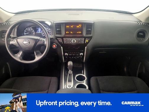 2016 Nissan Pathfinder S