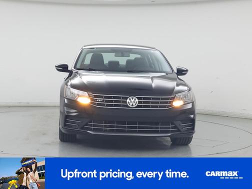 2017 Volkswagen Passat R-Line