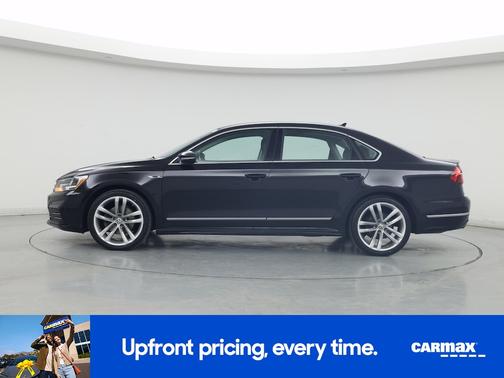 2017 Volkswagen Passat R-Line