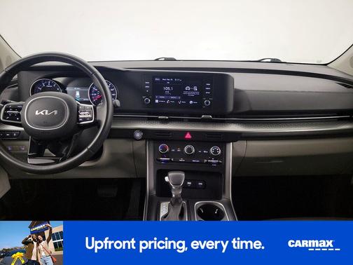 2024 Kia Carnival LX