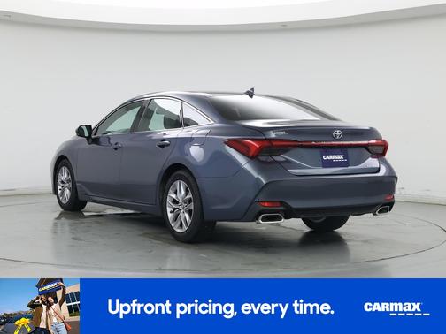 Gray 2019 Toyota Avalon XLE