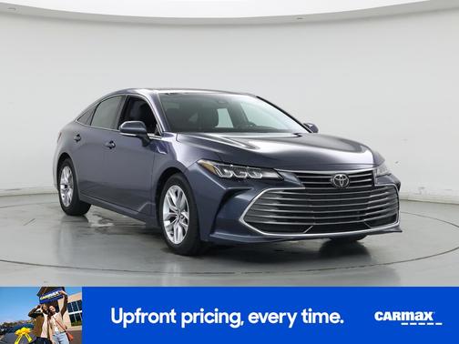 Gray 2019 Toyota Avalon XLE