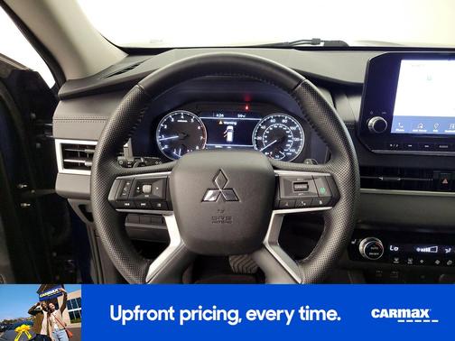 Blue 2022 Mitsubishi Outlander Black Edition