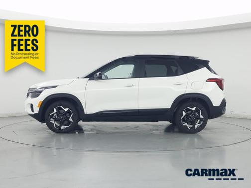 White 2026 Kia Seltos S