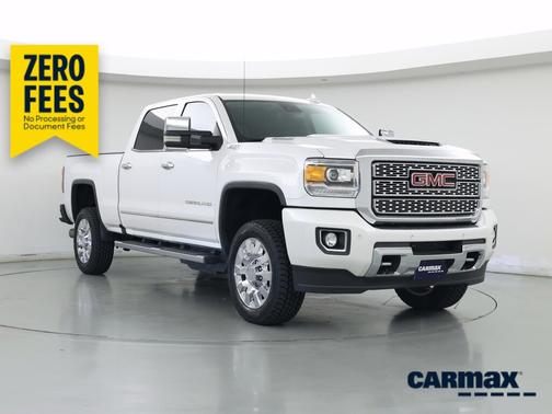 White 2018 GMC Sierra 2500 Denali