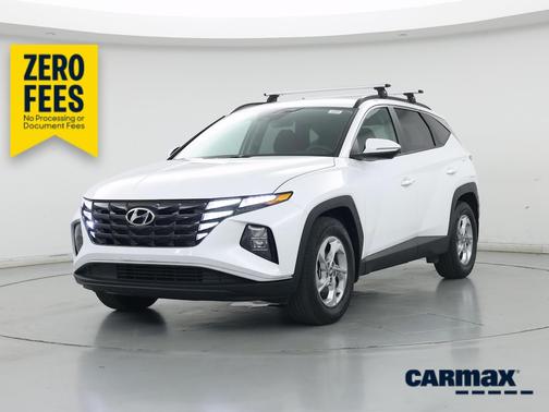 White 2022 Hyundai TUCSON SEL