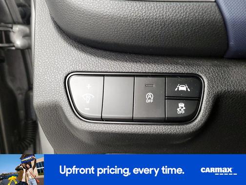 Gray 2023 Kia Seltos S