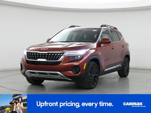 Orange 2023 Kia Seltos Nightfall