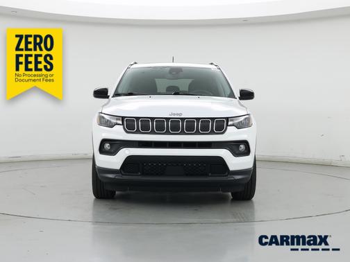 White 2022 Jeep Compass Latitude Lux