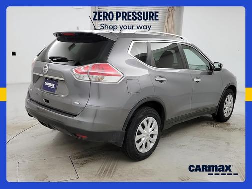 Gray 2016 Nissan Rogue S