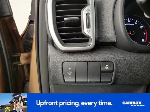 Brown 2017 Kia Sportage LX
