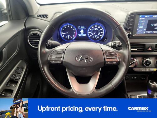 2021 Hyundai KONA SEL