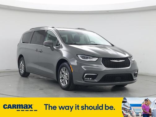 2021 Chrysler Pacifica Touring
