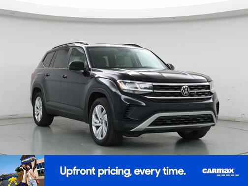 Black 2023 Volkswagen Atlas SE w/Tech