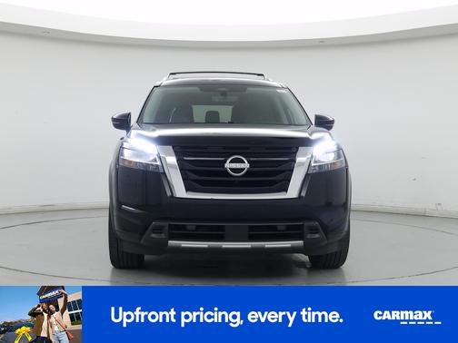 Black 2024 Nissan Pathfinder SL