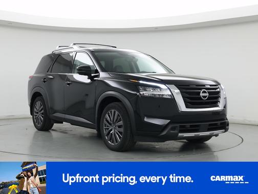 Black 2024 Nissan Pathfinder SL
