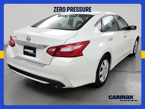 White 2017 Nissan Altima S