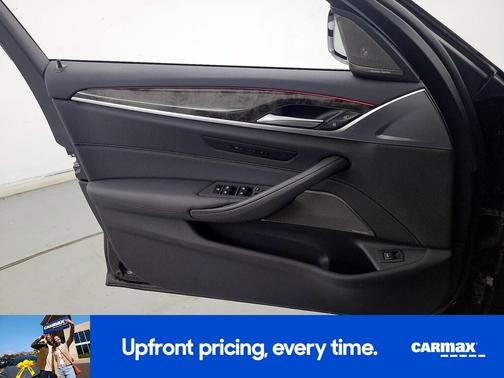 Black 2023 BMW 530 I