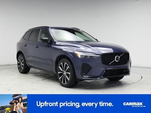 2024 Volvo XC60 B5 Plus Dark Theme