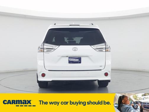 2020 Toyota Sienna SE Premium