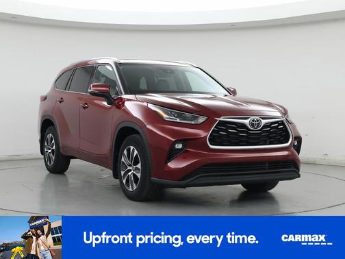 Burgundy 2021 Toyota Highlander XLE