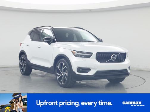 White 2019 Volvo XC40 T5 R-Design
