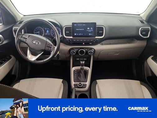 2022 Hyundai VENUE SEL