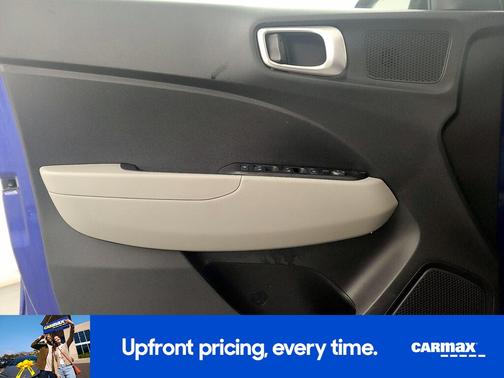 2022 Hyundai VENUE SEL