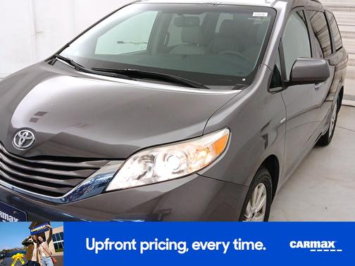2017 Toyota Sienna XLE Premium