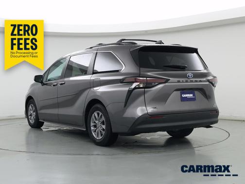 Gray 2024 Toyota Sienna XLE