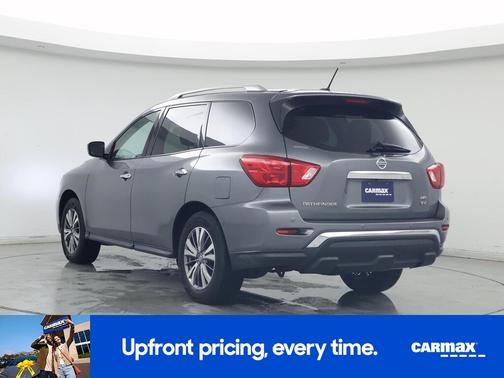 2018 Nissan Pathfinder SV