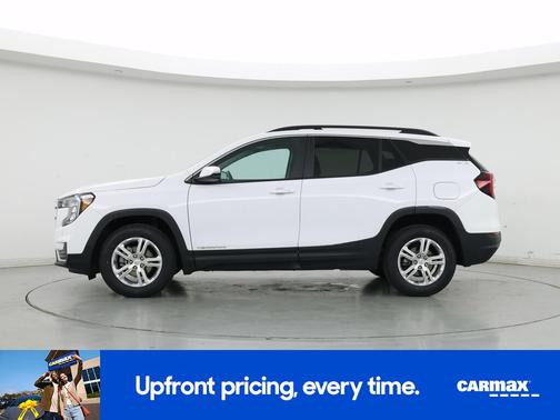 White 2022 GMC Terrain SLE