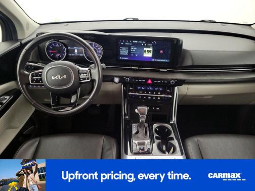 2023 Kia Carnival EX