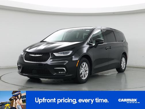 Black 2023 Chrysler Pacifica Touring L