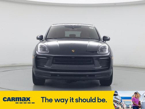 2022 Porsche Macan