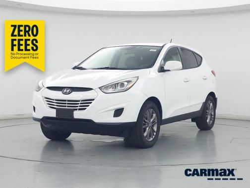 White 2015 Hyundai TUCSON GLS